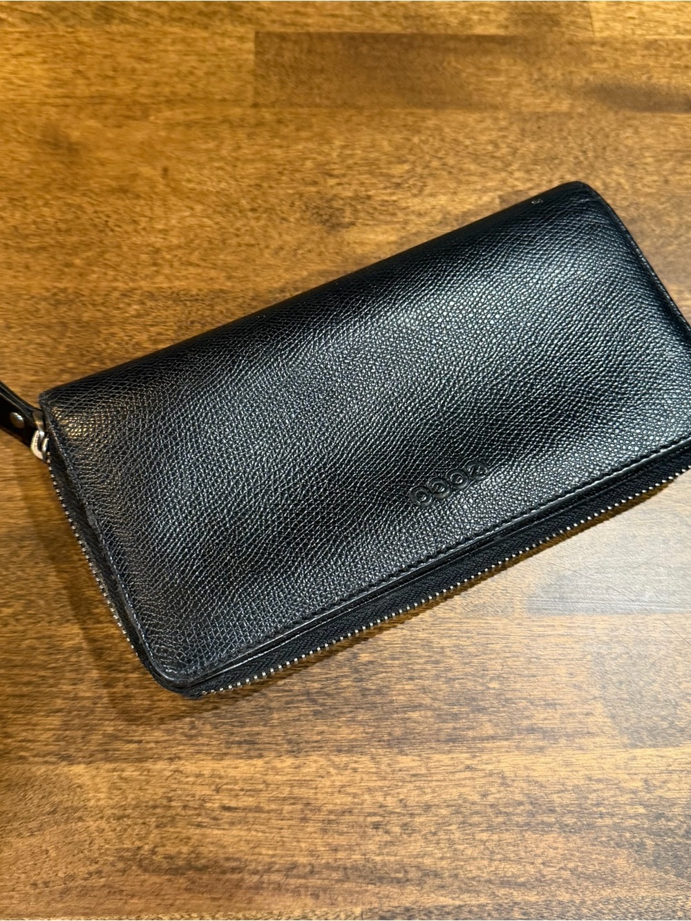 Ecco Black Pebbled Zip Wallet with Wrist Strap